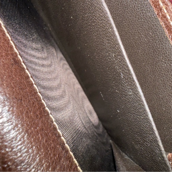 Gucci Beige and Burgundy Wallet/Clutch Like New! - Picture 5 of 11